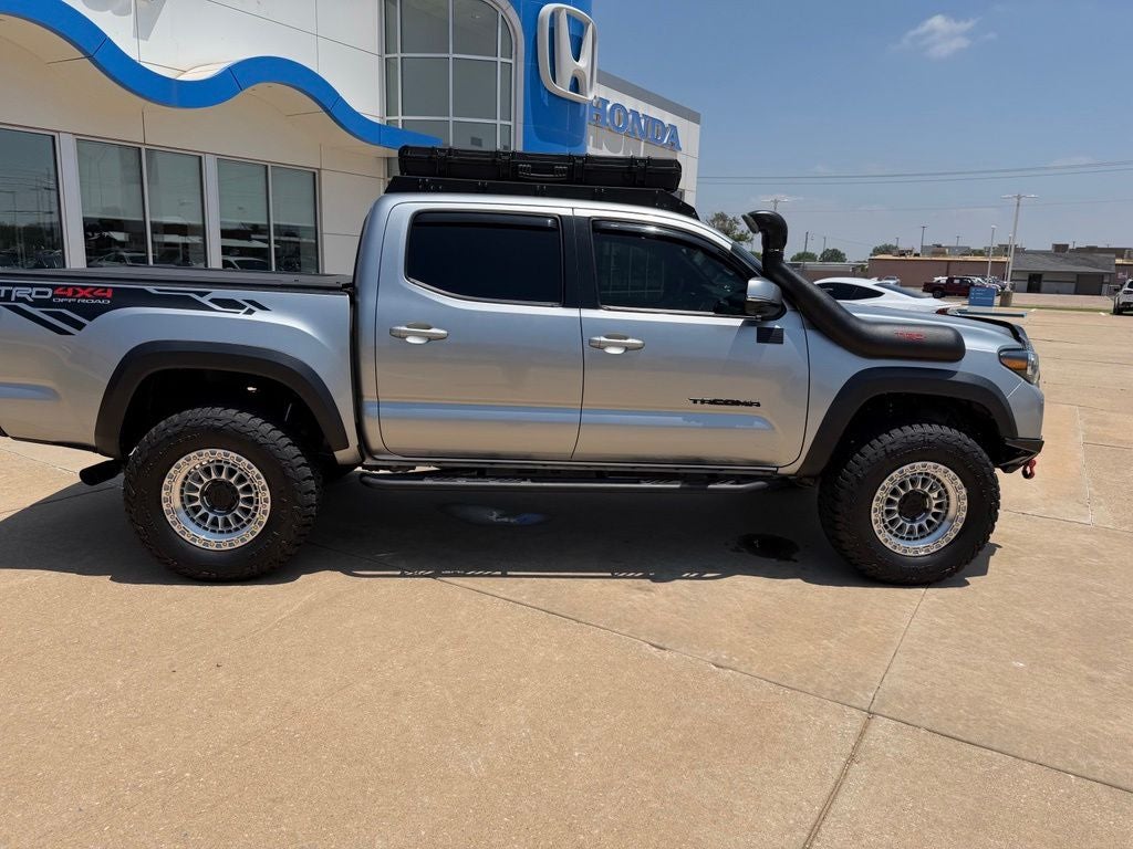 2022 Toyota Tacoma TRD Off-Road V6