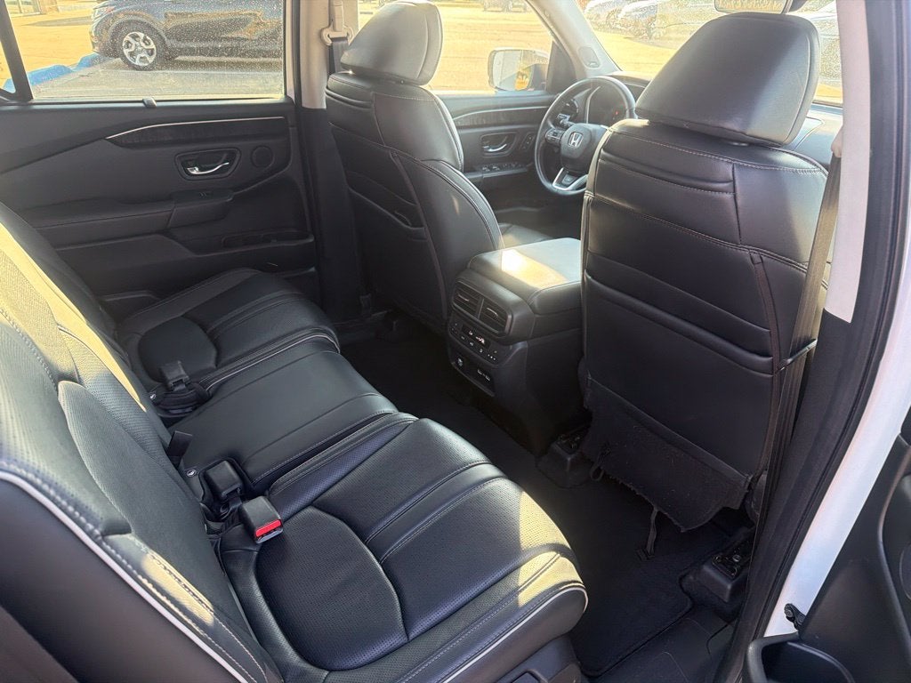 2023 Honda Pilot Elite