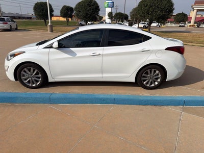2016 Hyundai Elantra SE