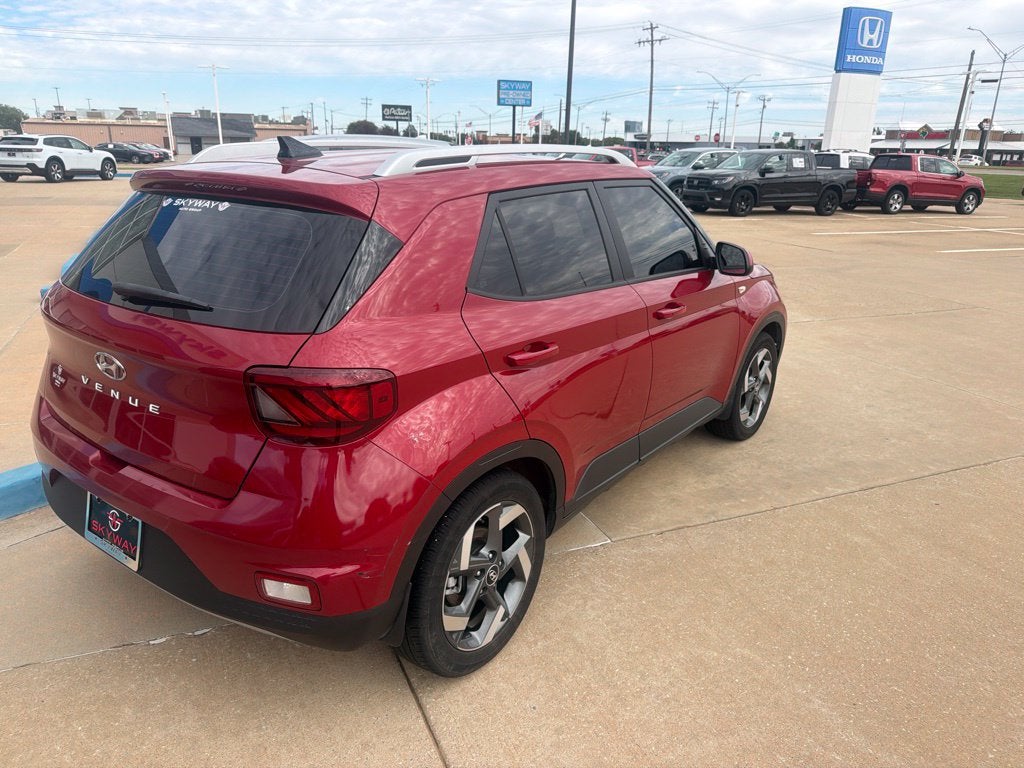 2022 Hyundai Venue Limited