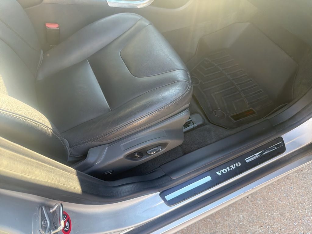 2017 Volvo XC60 T5 Inscription