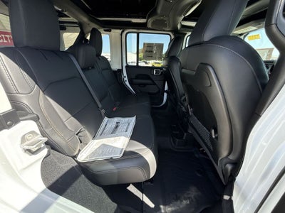 2025 Jeep Wrangler WRANGLER 4-DOOR SAHARA