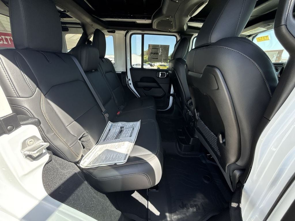 2025 Jeep Wrangler WRANGLER 4-DOOR SAHARA