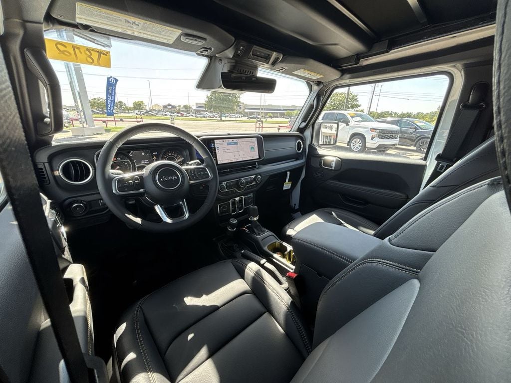 2025 Jeep Wrangler WRANGLER 4-DOOR SAHARA