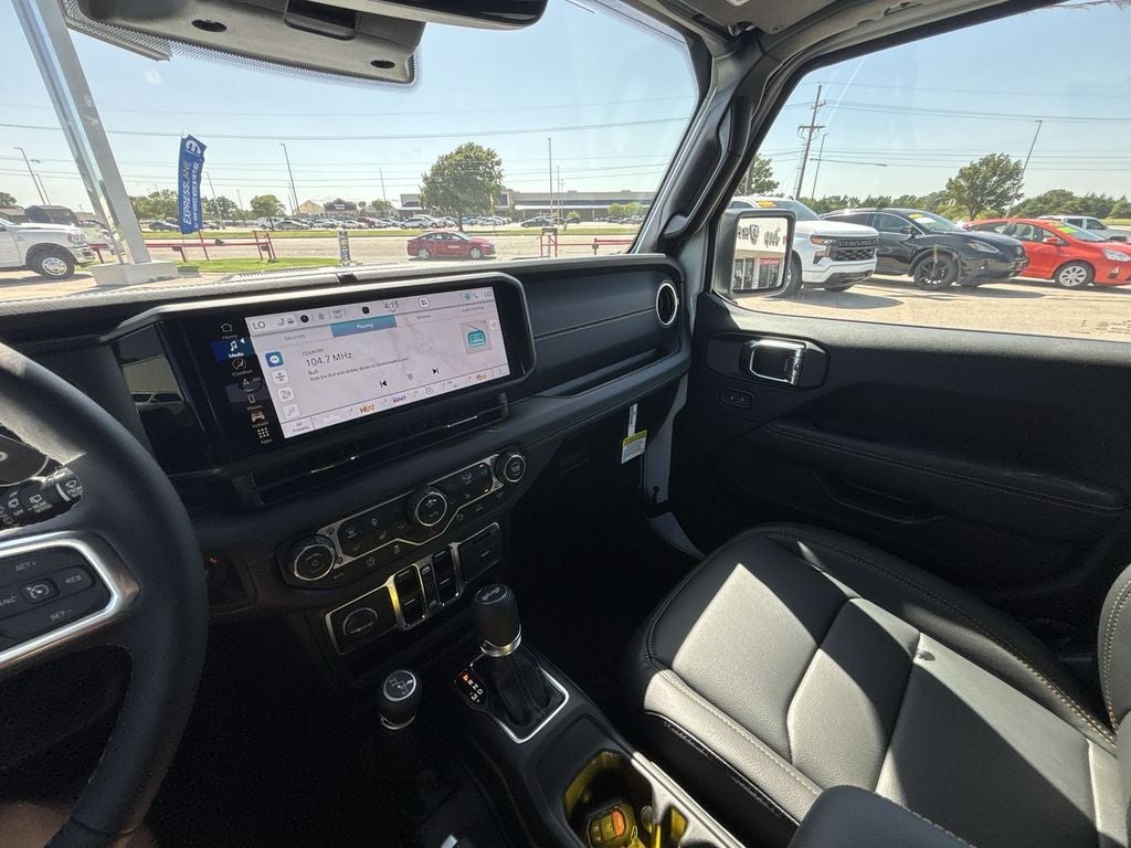 2025 Jeep Wrangler WRANGLER 4-DOOR SAHARA