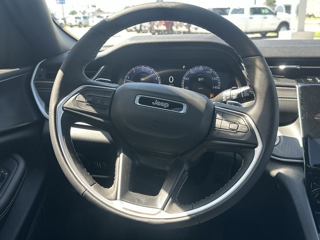 2025 Jeep Grand Cherokee GRAND CHEROKEE LAREDO X 4X2