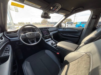 2025 Jeep Grand Cherokee GRAND CHEROKEE ALTITUDE 4X4