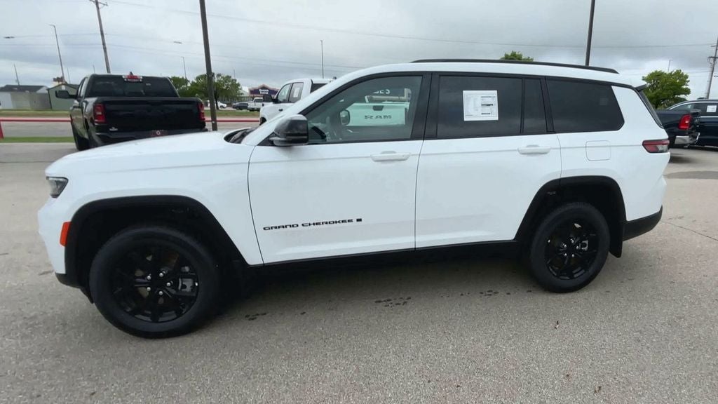 2025 Jeep Grand Cherokee GRAND CHEROKEE L ALTITUDE X 4X2