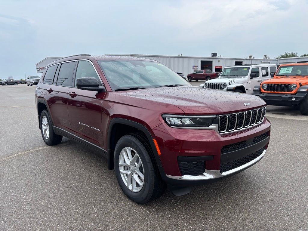 2025 Jeep Grand Cherokee GRAND CHEROKEE L LAREDO X 4X4