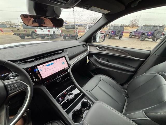 2026 Jeep Grand Cherokee GRAND CHEROKEE L LIMITED 4X4