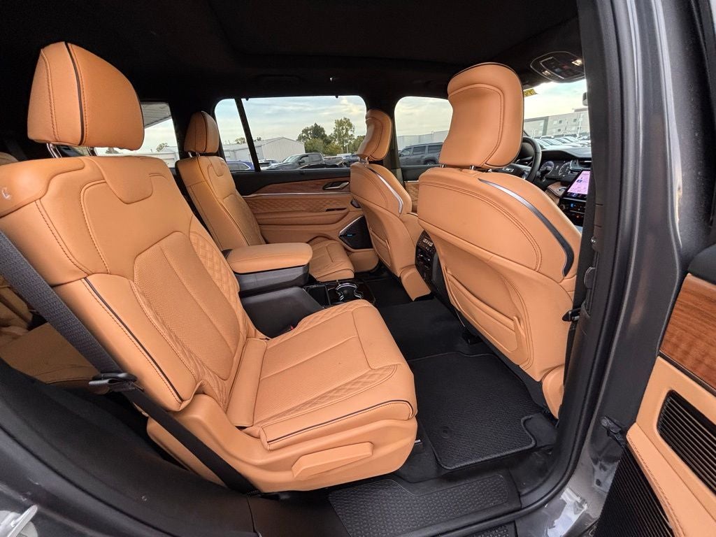 2025 Jeep Grand Cherokee L Summit