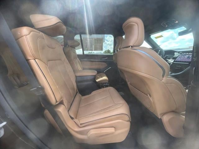 2025 Jeep Grand Cherokee L Summit 4x4