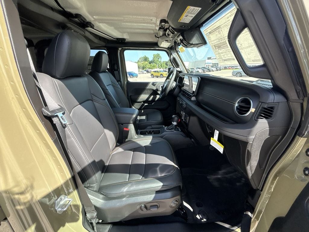 2025 Jeep Gladiator High Tide