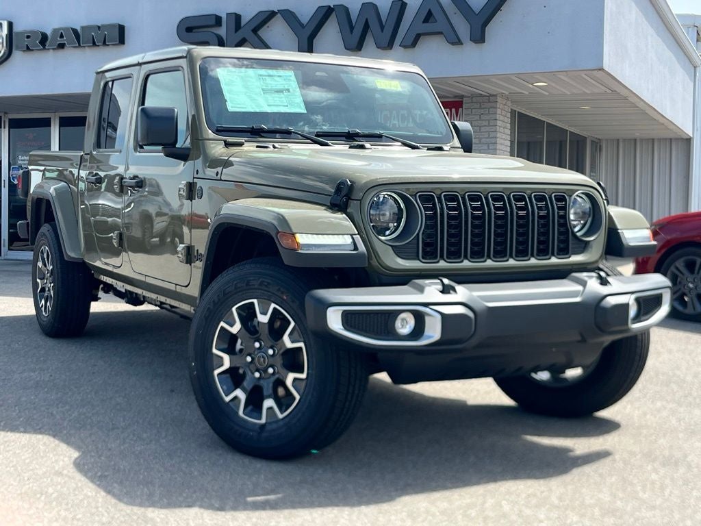 2026 Jeep Gladiator GLADIATOR SAHARA 4X4