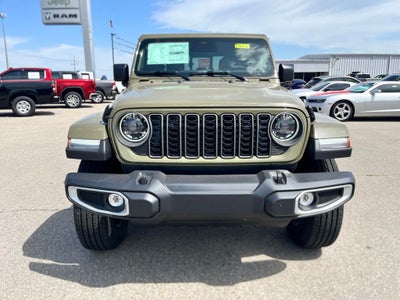 2026 Jeep Gladiator GLADIATOR SAHARA 4X4