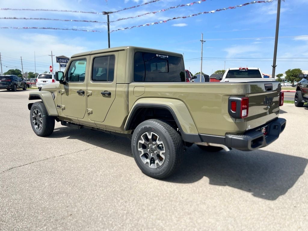 2026 Jeep Gladiator GLADIATOR SAHARA 4X4