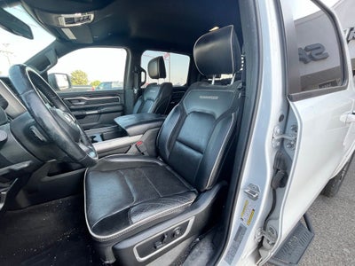 2020 RAM 1500 Laramie Crew Cab 4x4 5'7' Box