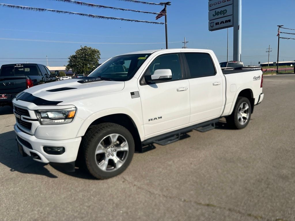 2020 RAM 1500 Laramie Crew Cab 4x4 5'7' Box