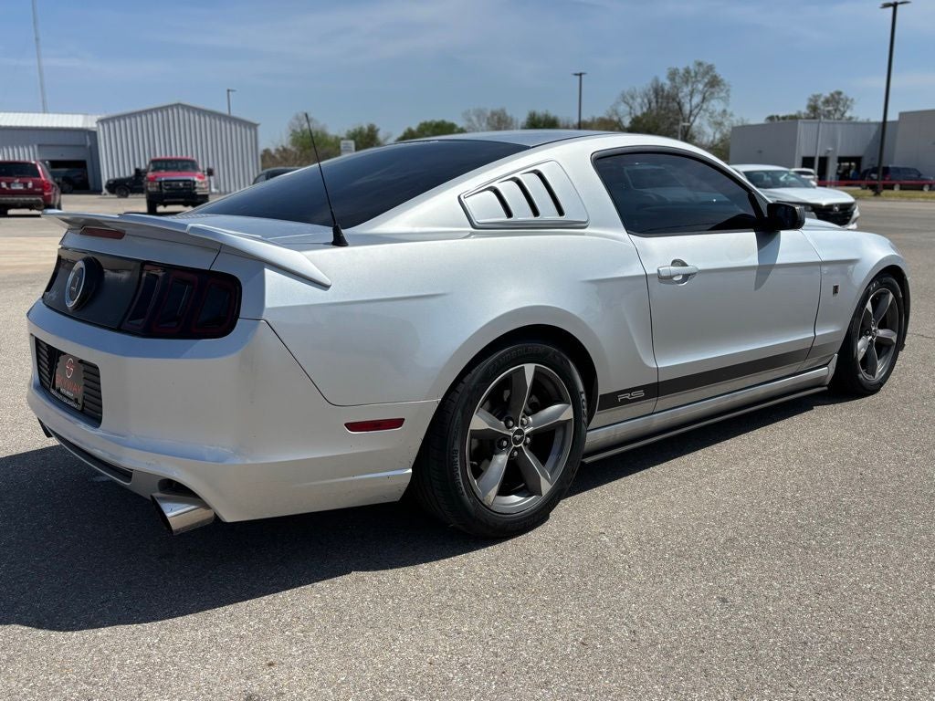 2014 Ford Mustang V6