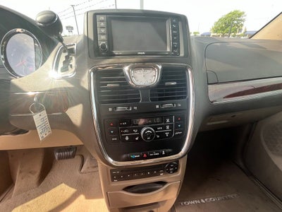 2012 Chrysler Town & Country Touring-L