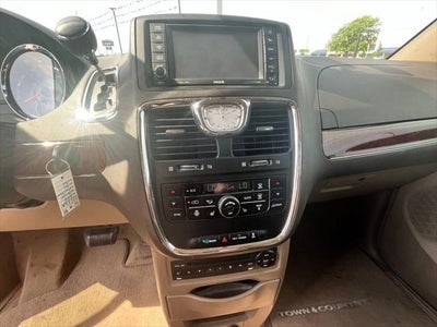 2012 Chrysler Town & Country Touring-L