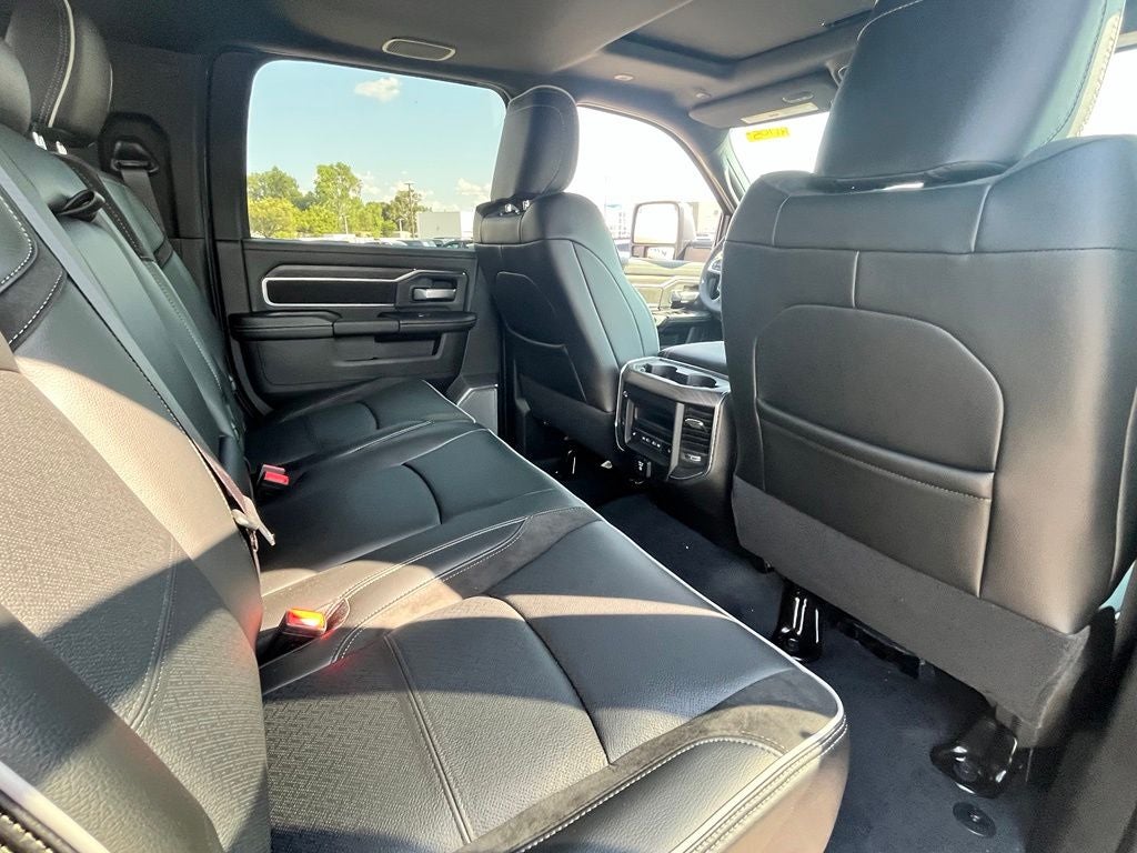 2026 RAM Ram 3500 RAM 3500 LARAMIE MEGA CAB 4X4 6'4' BOX
