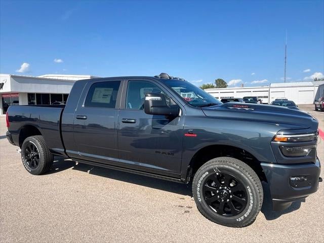 2026 RAM Ram 3500 RAM 3500 LARAMIE MEGA CAB 4X4 6'4' BOX