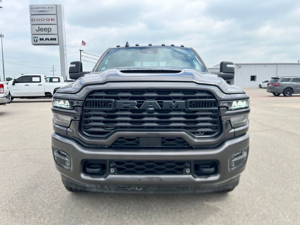 2026 RAM Ram 2500 RAM 2500 BLACK EXPRESS CREW CAB 4X4 6'4' BOX
