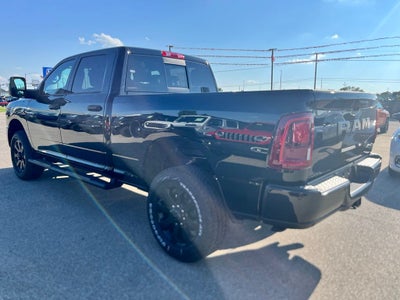 2026 RAM Ram 2500 RAM 2500 BLACK EXPRESS CREW CAB 4X4 6'4' BOX