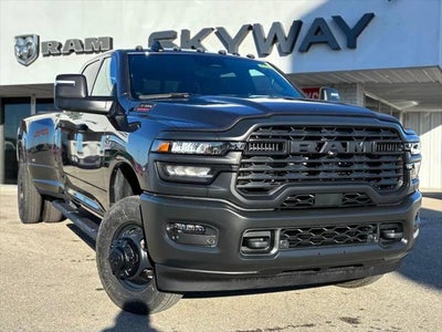 2026 RAM Ram 3500 RAM 3500 TRADESMAN CREW CAB 4X4 8' BOX
