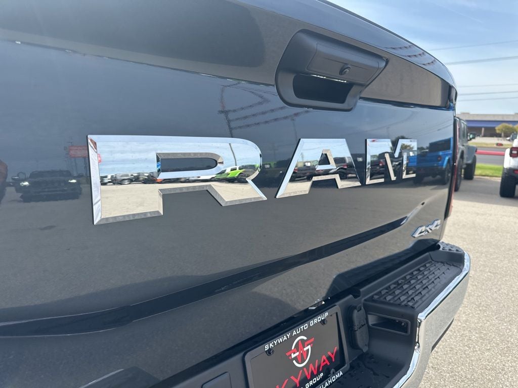 2026 RAM Ram 3500 RAM 3500 TRADESMAN CREW CAB 4X4 8' BOX