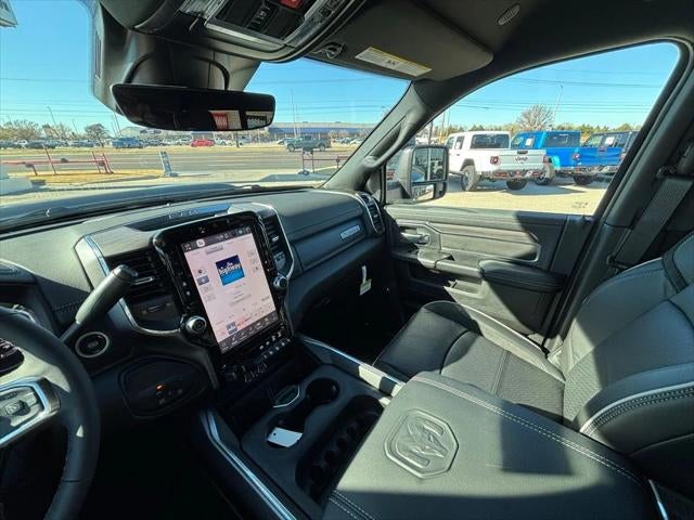 2026 RAM Ram 3500 RAM 3500 LARAMIE MEGA CAB 4X4 6'4' BOX