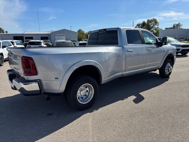 2026 RAM Ram 3500 RAM 3500 LIMITED CREW CAB 4X4 8' BOX