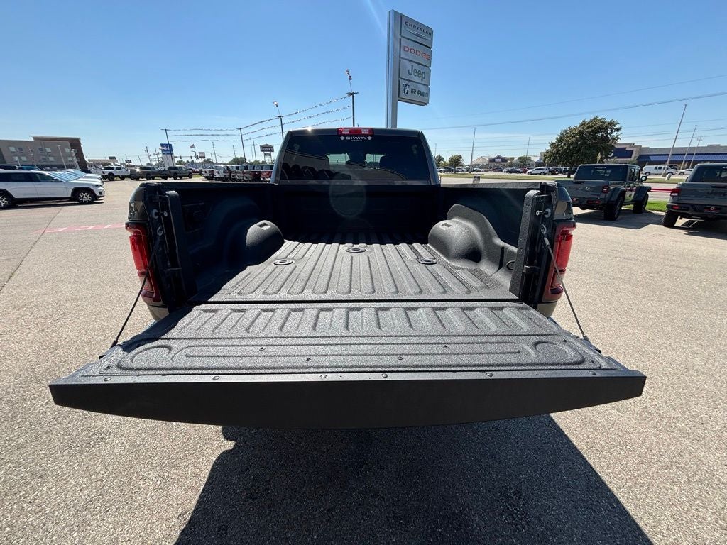 2025 RAM Ram 2500 RAM 2500 BIG HORN CREW CAB 4X4 6'4' BOX