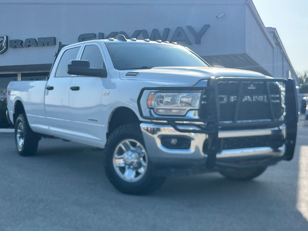 2022 RAM 2500 Tradesman Crew Cab 4x4 8' Box