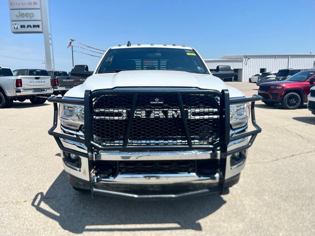 2022 RAM 2500 Tradesman Crew Cab 4x4 8' Box