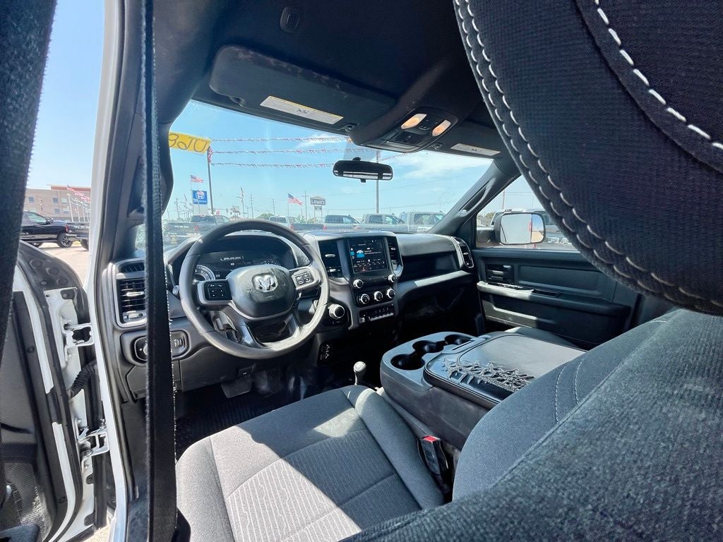 2022 RAM 2500 Tradesman Crew Cab 4x4 8' Box