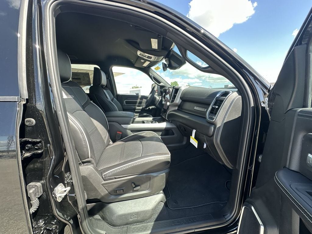 2025 RAM Ram 2500 RAM 2500 LARAMIE MEGA CAB 4X4 6'4' BOX