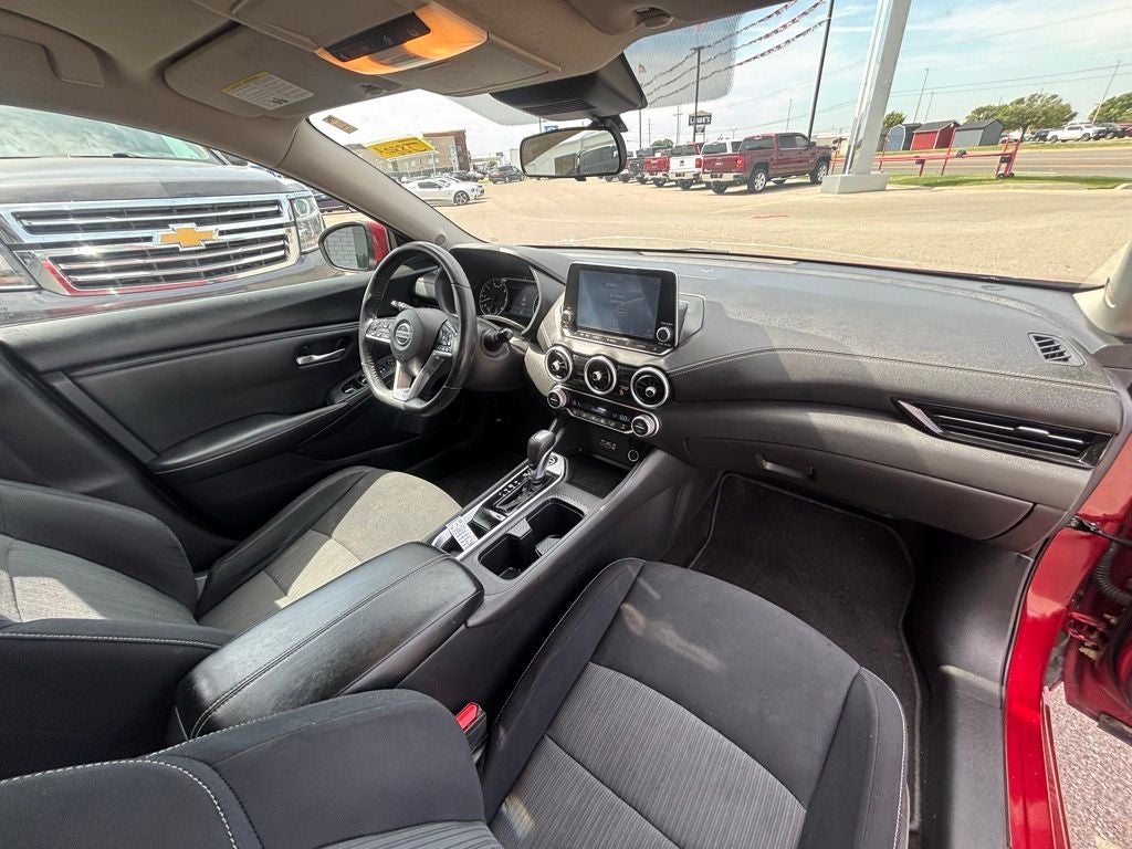 2020 Nissan Sentra SV Xtronic CVT