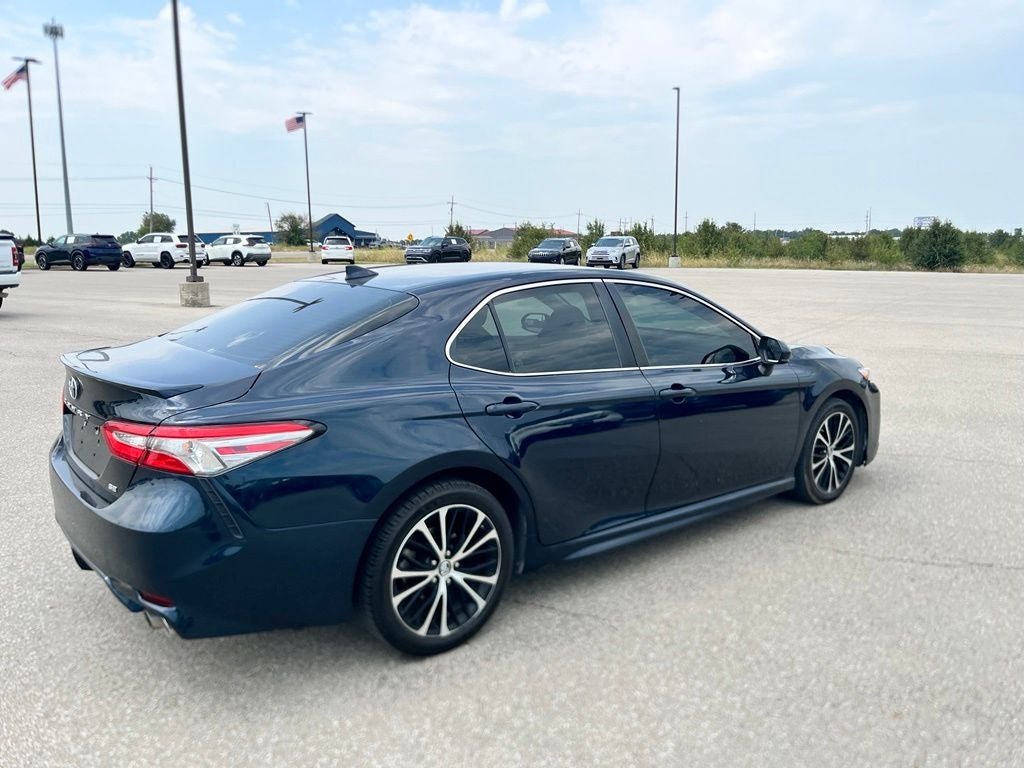 2019 Toyota Camry SE