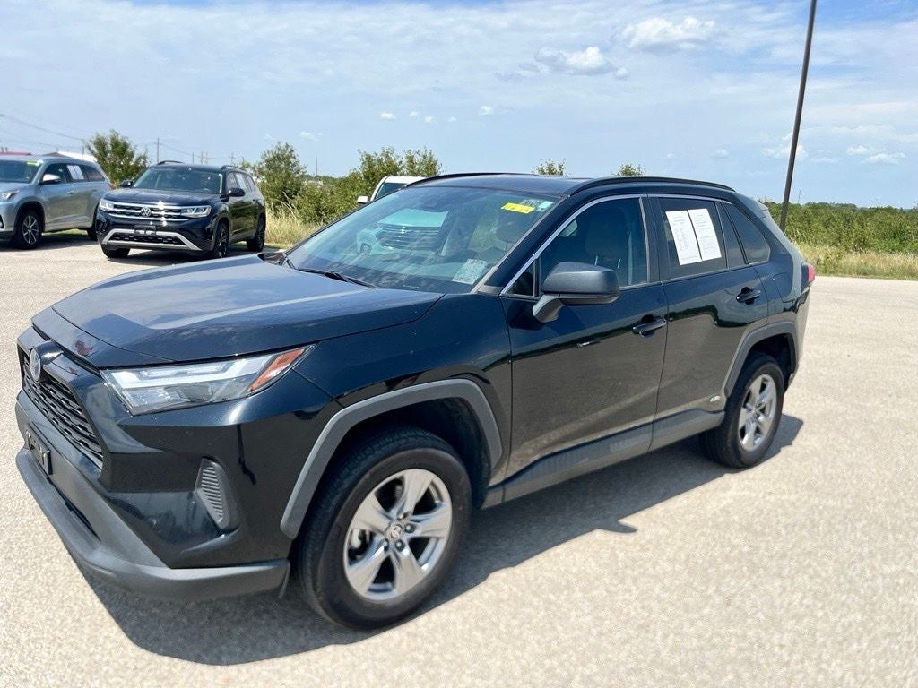 2023 Toyota RAV4 Hybrid LE