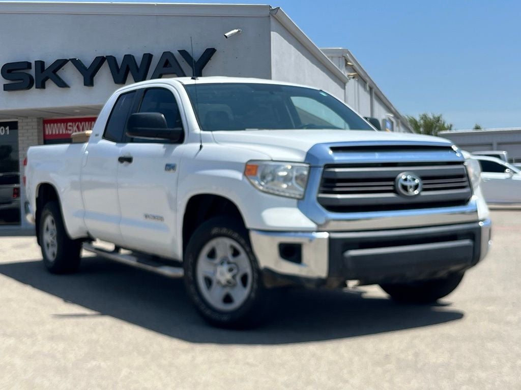 2015 Toyota Tundra SR5 5.7L V8