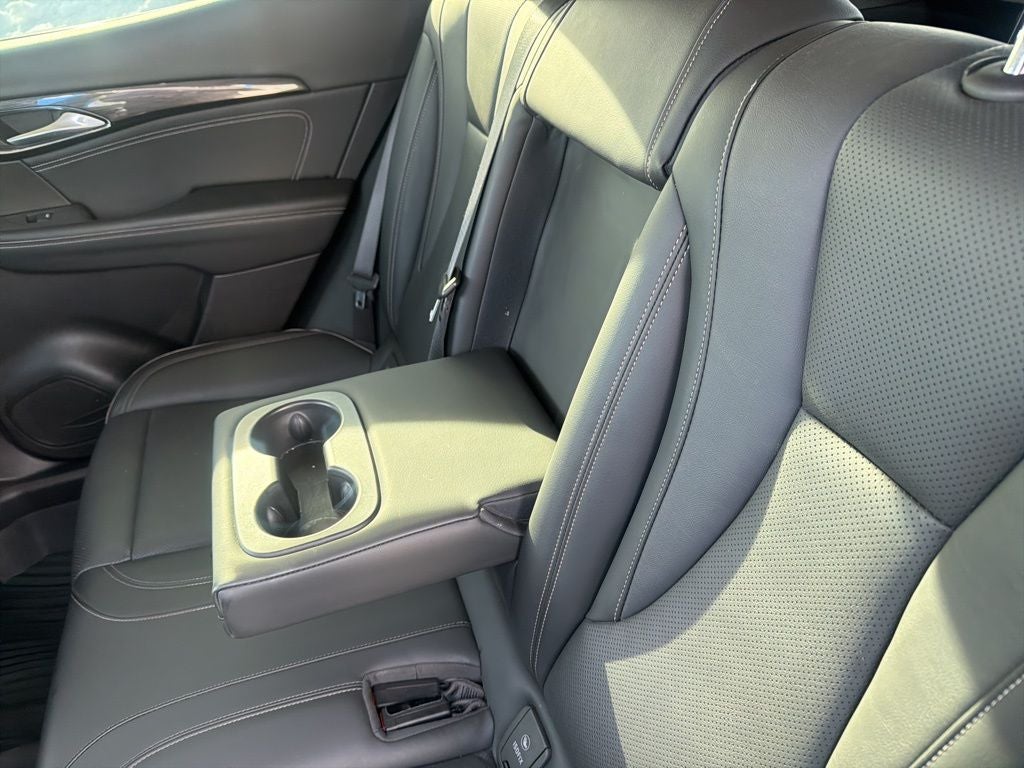2023 Buick Envision Essence FWD