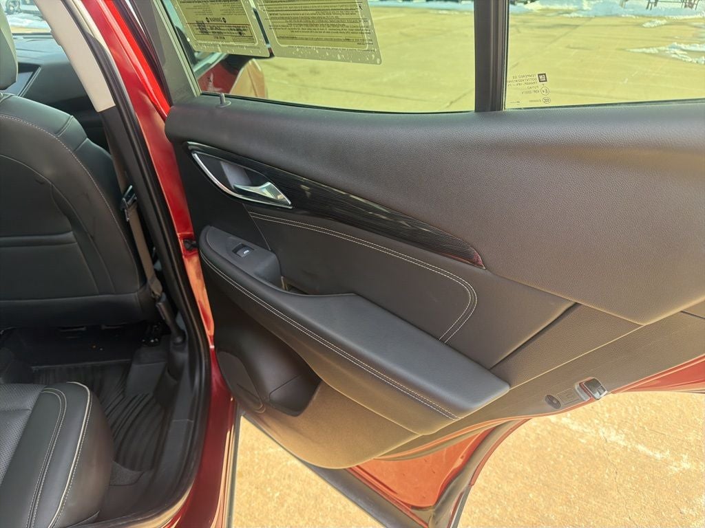 2023 Buick Envision Essence FWD