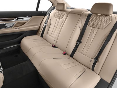 2018 BMW 740i 740i